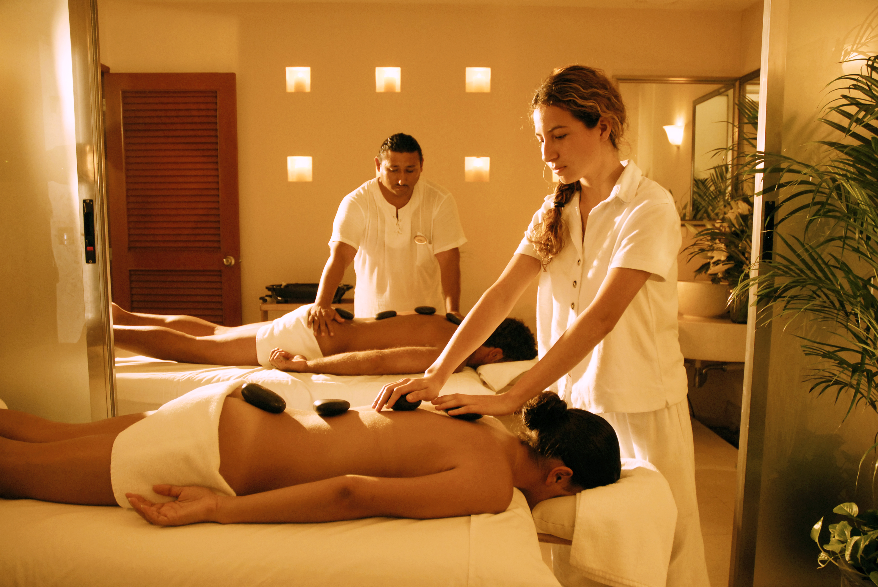 Erotic massage Guaratingueta, (BR) nude massage