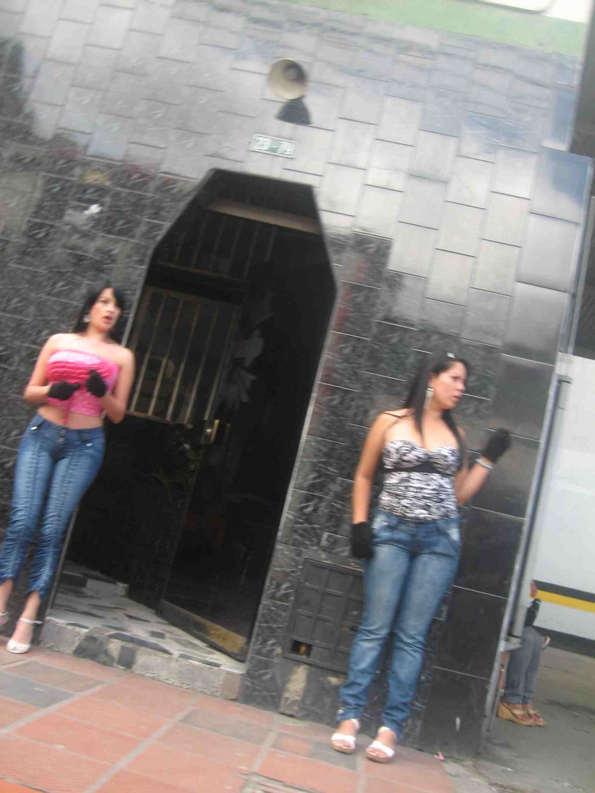 Venezuela crisis forces women to sell sex in Colombia, fuels slavery risk